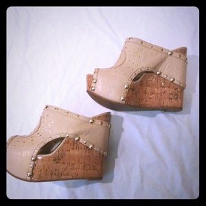 CATHY JEAN STUDDED CORK WEDGES, SIZE 7.5